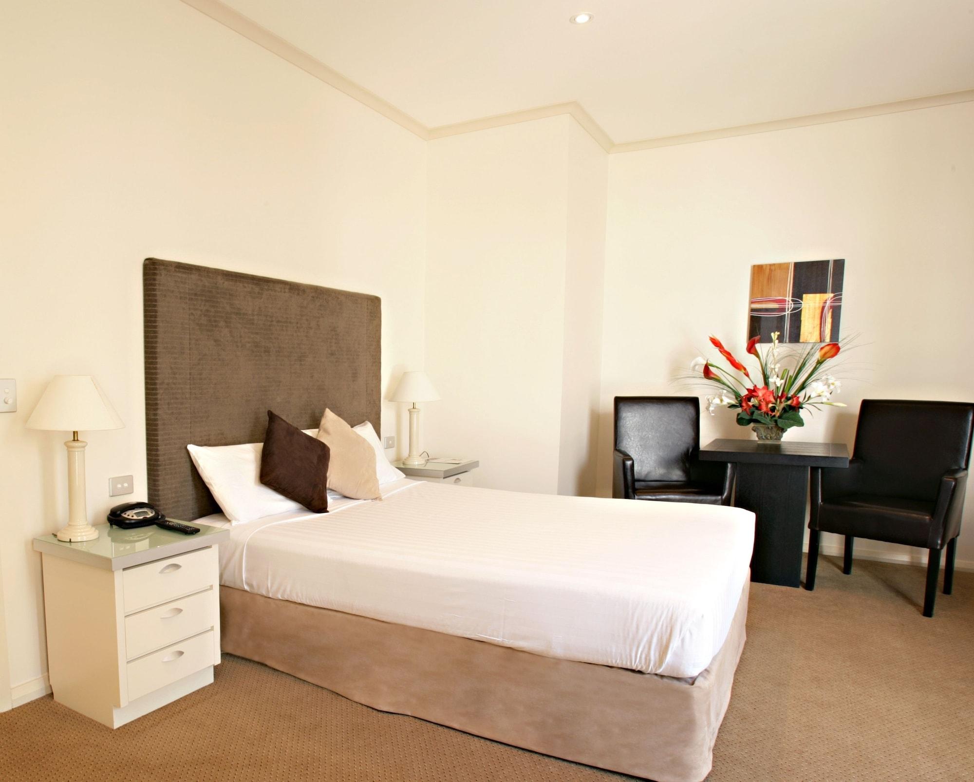 Beau Monde International Hotel Doncaster East Екстериор снимка