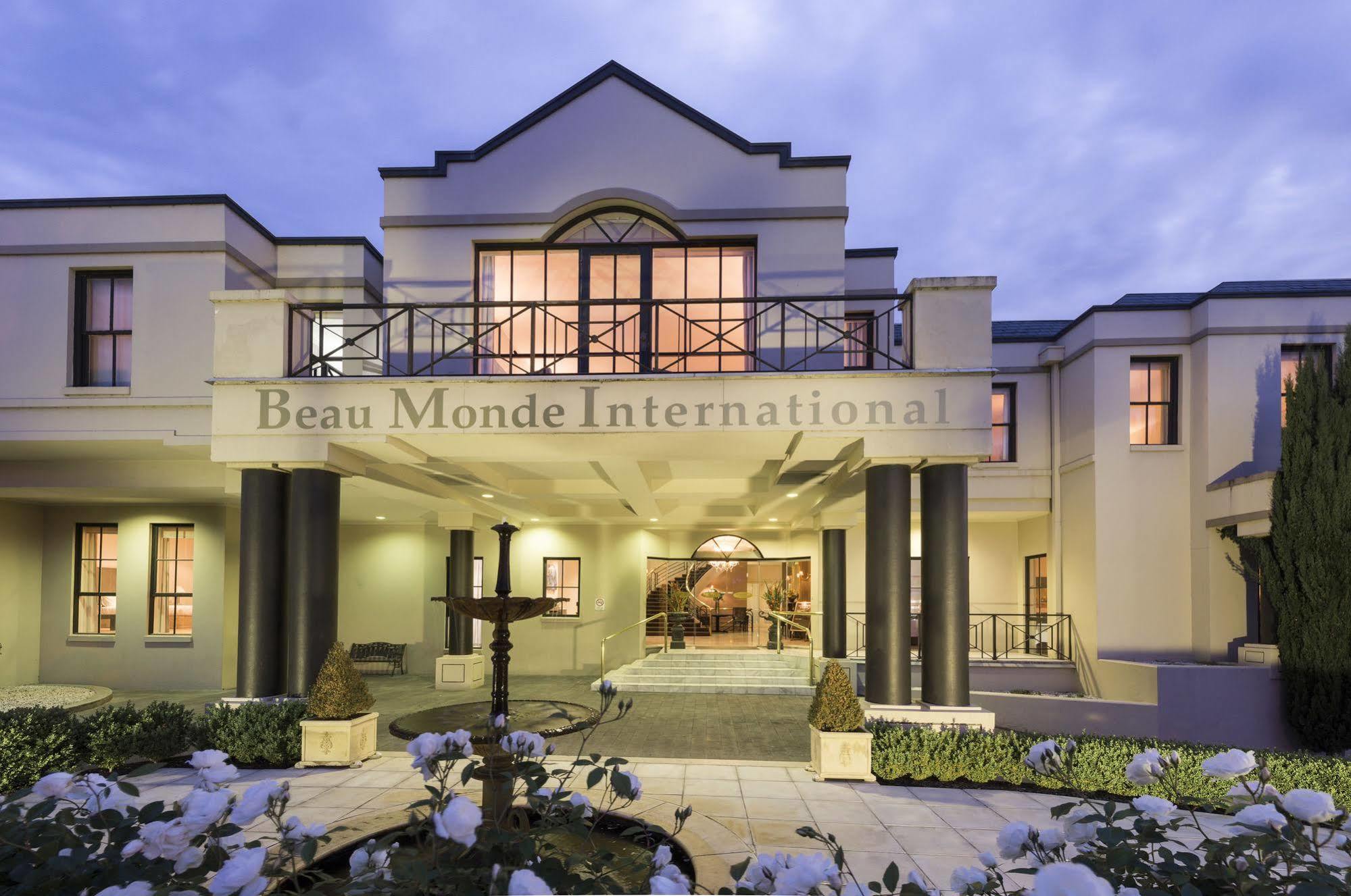 Beau Monde International Hotel Doncaster East Екстериор снимка