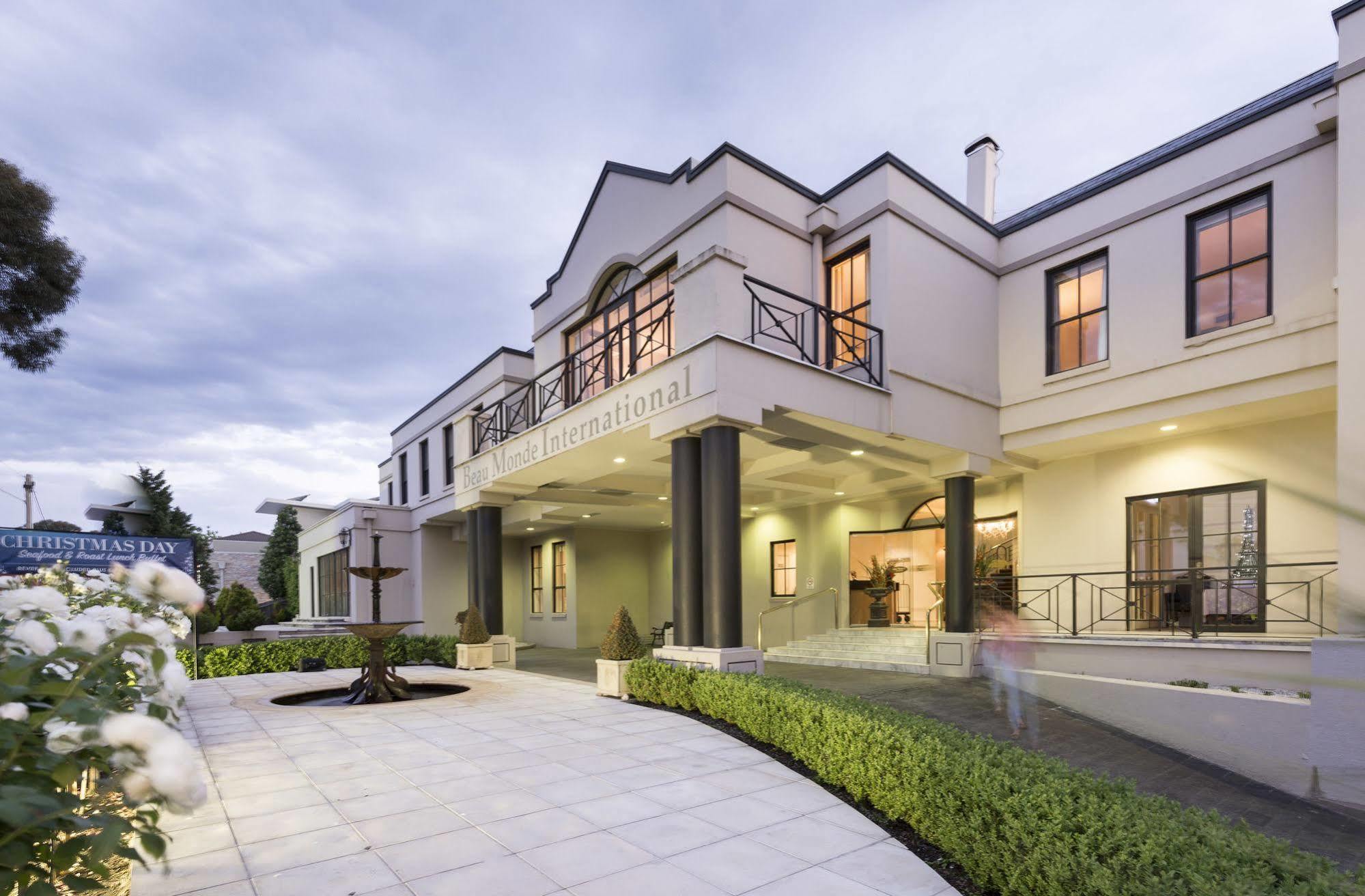 Beau Monde International Hotel Doncaster East Екстериор снимка