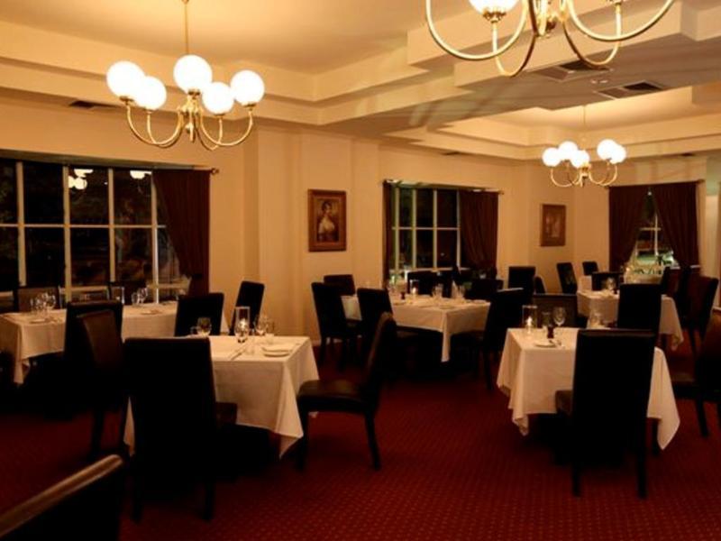 Beau Monde International Hotel Doncaster East Екстериор снимка