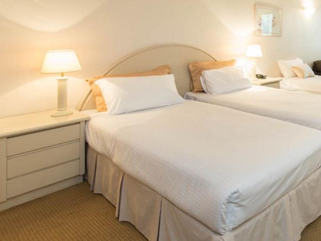 Beau Monde International Hotel Doncaster East Екстериор снимка